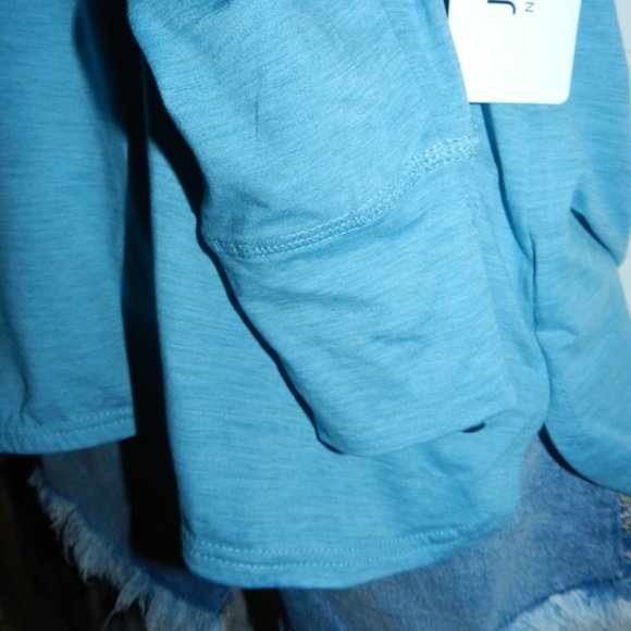 Jones New York thumbhole long sleeved wicked light weight sweater Baby Blue NWT - Picture 9 of 11